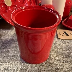 Fiesta Scarlet 3qt Canister/Utensil Holder (no lid)
